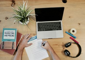 Branding in the Age of Social Media: Strategies for Visibility and Engagement