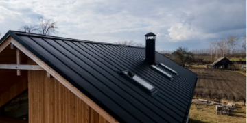 Roof Replacement in Indiana: Costs, Materials, and Contractor Selection Tips