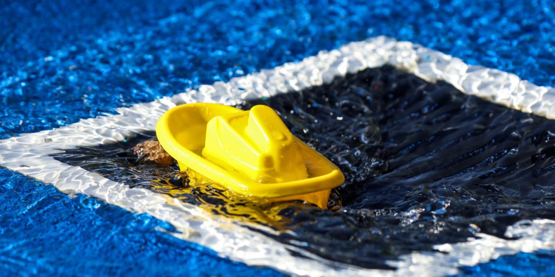 The Importance of Timely Pool Leak Repairs