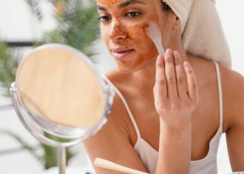 How to Maintain Firm, Youthful Skin at Any Age