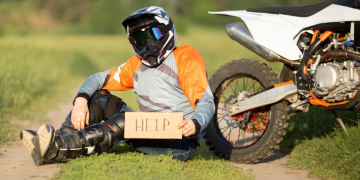 How a Motorcycle Accident Lawyer in Roseville Builds a Winning Injury Case